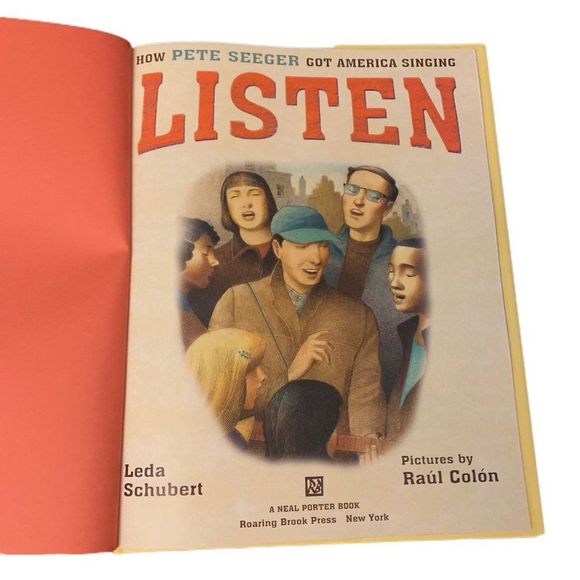 Children's Book‎ Listen How Pete Seeger Got America Singing - Picture 3 of 6